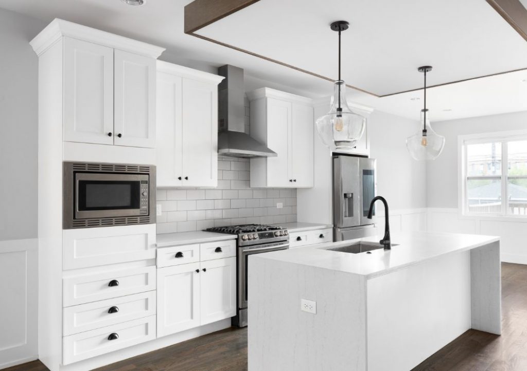 Granite waterfall countertop